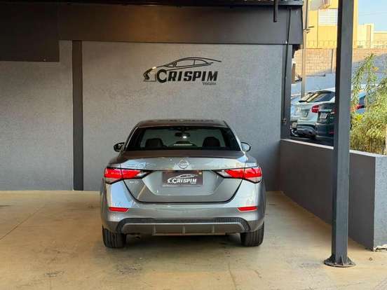 NISSAN-SENTRA-2025