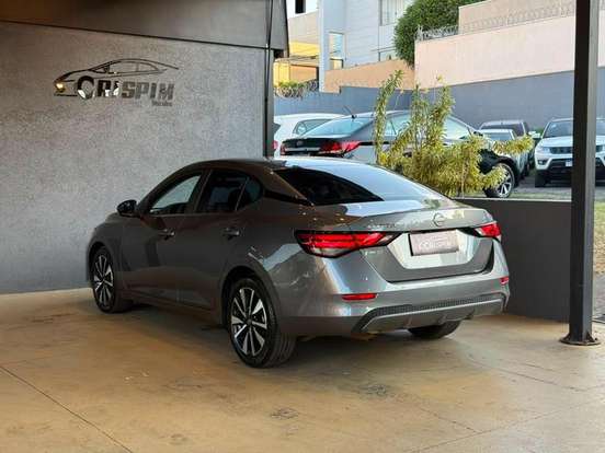 NISSAN-SENTRA-2025