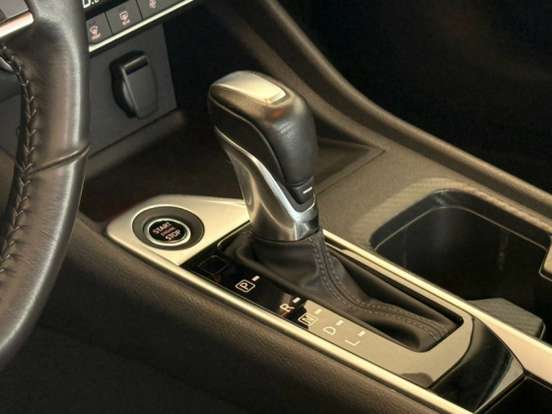 NISSAN-SENTRA-2023
