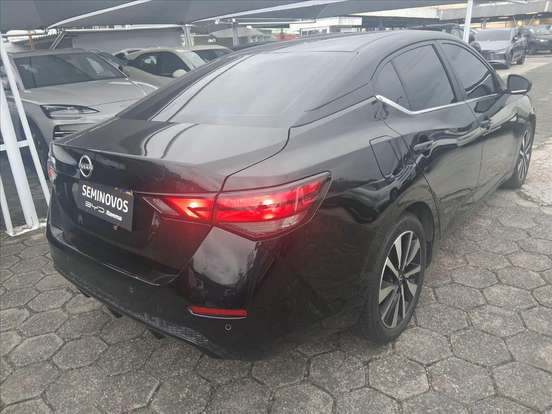 NISSAN-SENTRA-2024