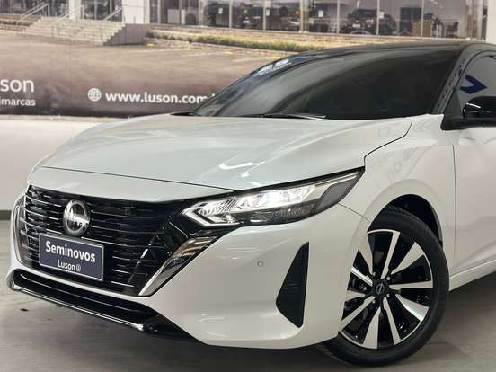 NISSAN-SENTRA-2024