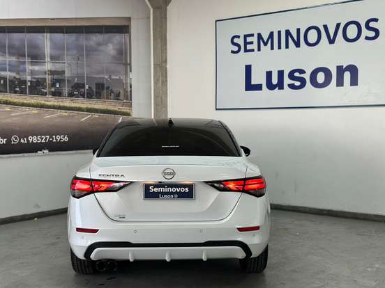 NISSAN-SENTRA-2024