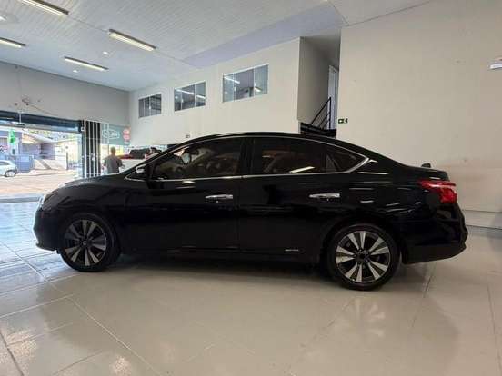 NISSAN-SENTRA-2018