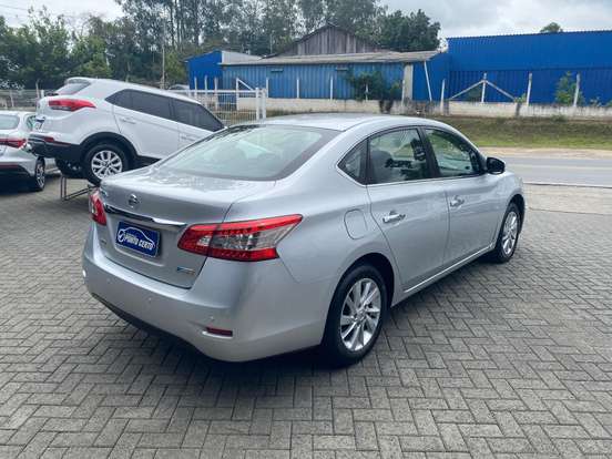 NISSAN-SENTRA-2014
