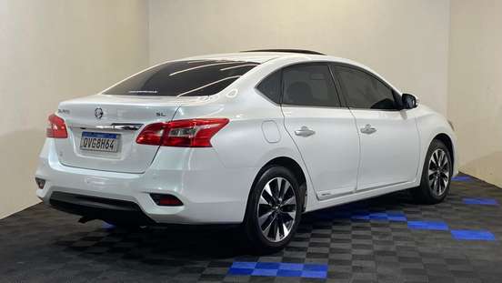 NISSAN-SENTRA-2019