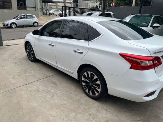 NISSAN-SENTRA-2018