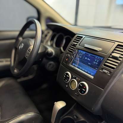 NISSAN-TIIDA-2012