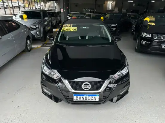 NISSAN-VERSA-2022