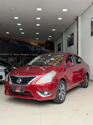 NISSAN-VERSA-2018