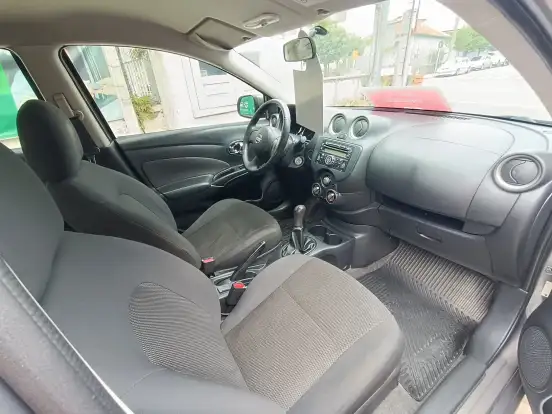 NISSAN-VERSA-2013