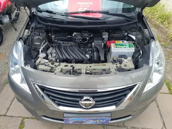 NISSAN-VERSA-2013