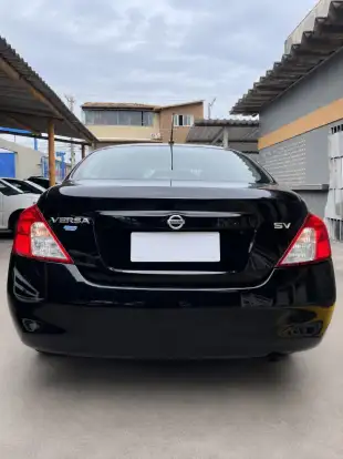 NISSAN-VERSA-2012