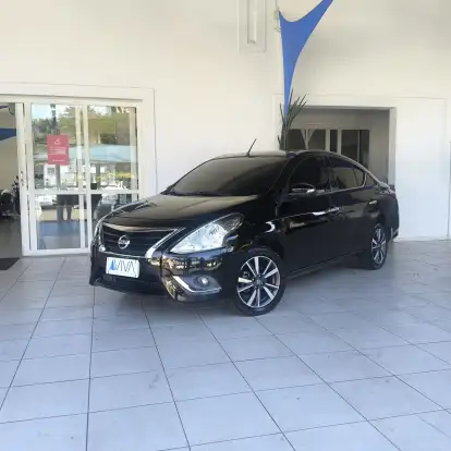 NISSAN-VERSA-2018