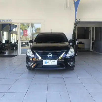 NISSAN-VERSA-2018