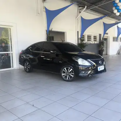 NISSAN-VERSA-2018