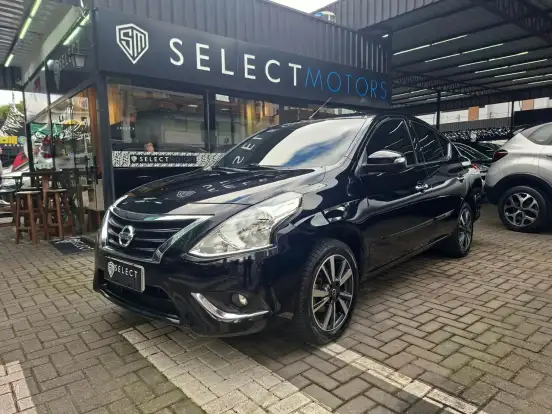 NISSAN-VERSA-2018