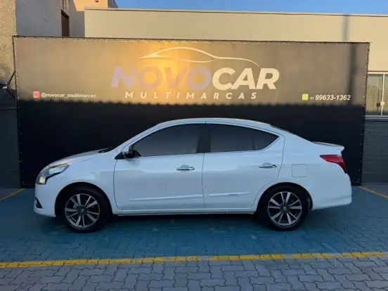 NISSAN-VERSA-2017