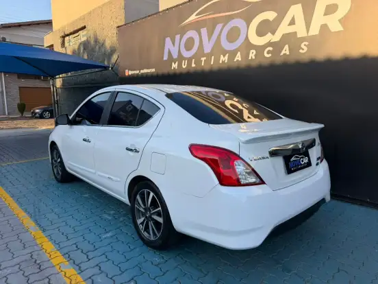 NISSAN-VERSA-1.6 16V FLEXSTART UNIQUE 4P XTRONIC NISSAN-VERSA-2017