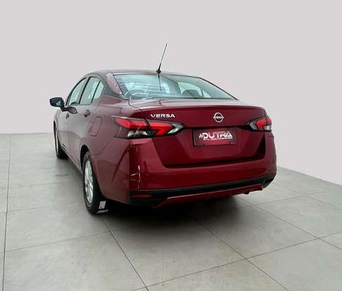 NISSAN-VERSA-2023