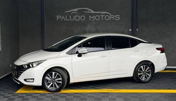 NISSAN VERSA 1.6 16V FLEX ADVANCE XTRONIC