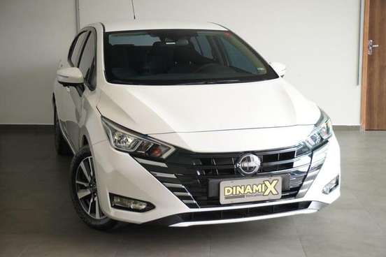 NISSAN-VERSA-2023