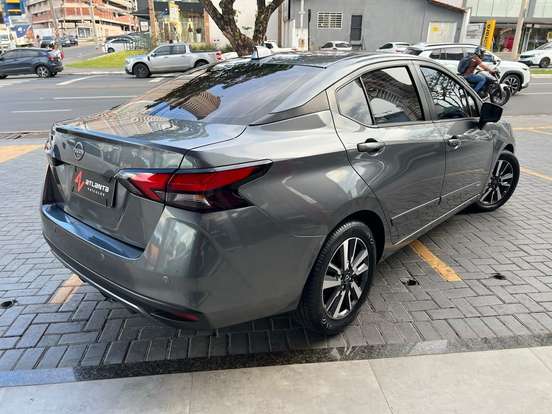 NISSAN-VERSA-2023