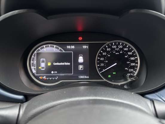 NISSAN-VERSA-2024