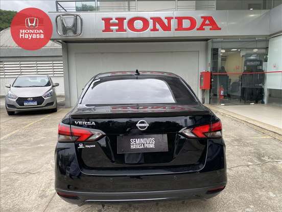 NISSAN-VERSA-2025