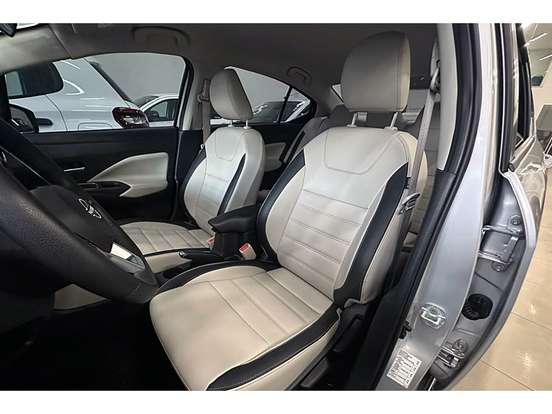 NISSAN-VERSA-2023