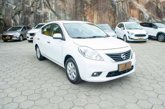 NISSAN-VERSA-1.6 16V FLEX SL 4P MANUAL NISSAN-VERSA-2014