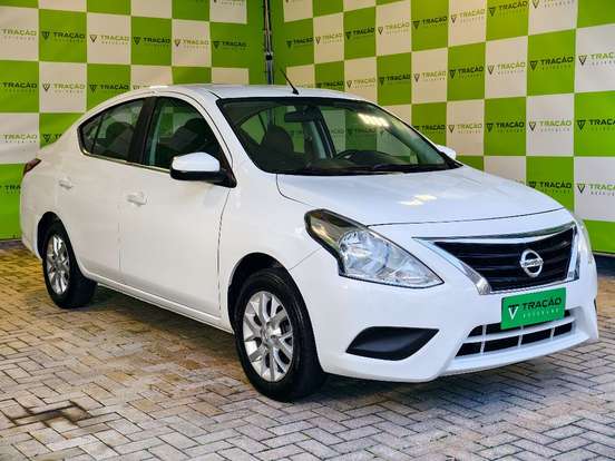 NISSAN-VERSA-2018