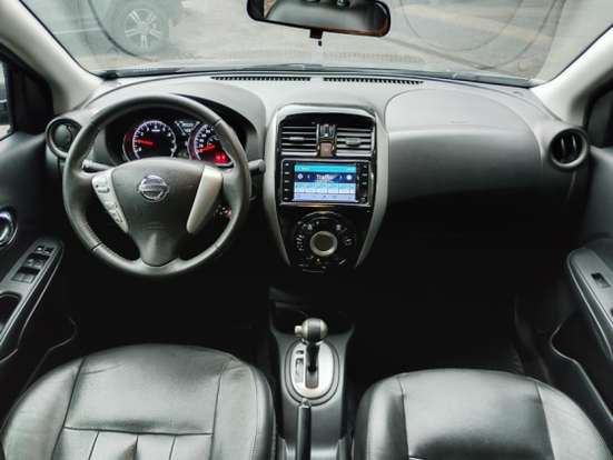 NISSAN-VERSA-2017