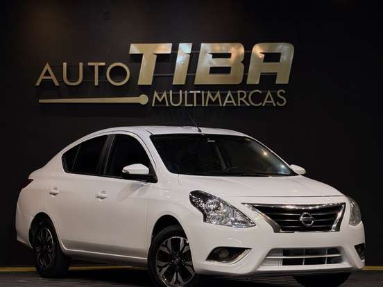 NISSAN-VERSA-2018