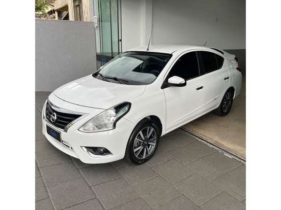 NISSAN-VERSA-1.6 16V FLEXSTART UNIQUE 4P XTRONIC NISSAN-VERSA-2017