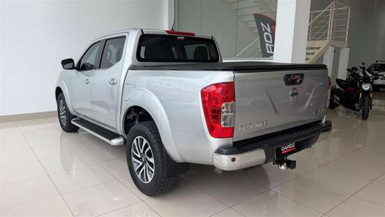 NISSAN-FRONTIER-2021