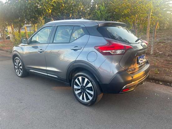 NISSAN-KICKS-2020