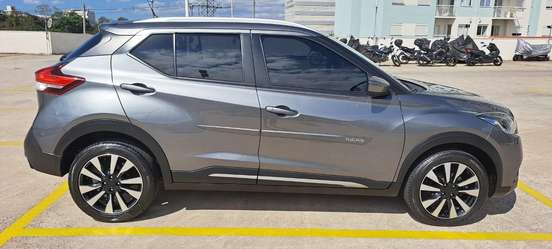 NISSAN-KICKS-2019