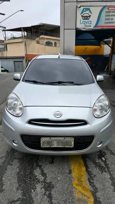 NISSAN MARCH 1.6 SV 16V FLEX 4P MANUAL