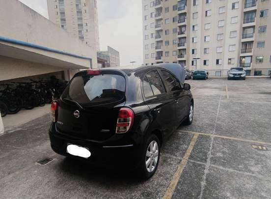 NISSAN-MARCH-2011