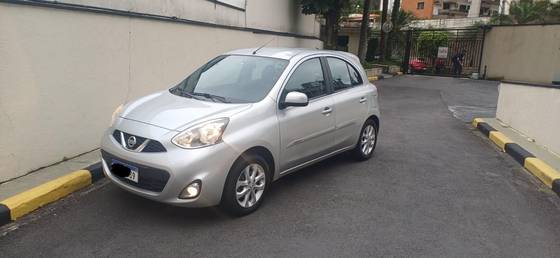 NISSAN MARCH 1.6 SV 16V FLEXSTART 4P XTRONIC