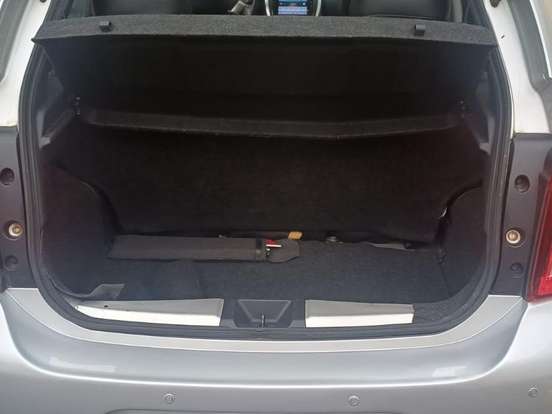 NISSAN-MARCH-1.6 SV 16V FLEXSTART 4P XTRONIC NISSAN-MARCH-2017