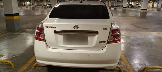NISSAN-SENTRA-2011