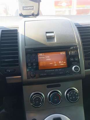 NISSAN-SENTRA-2010