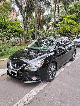 NISSAN-SENTRA-2017