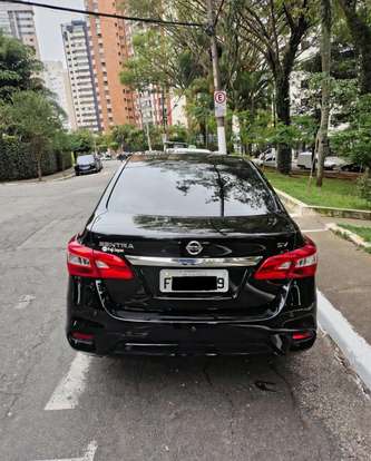 NISSAN-SENTRA-2017