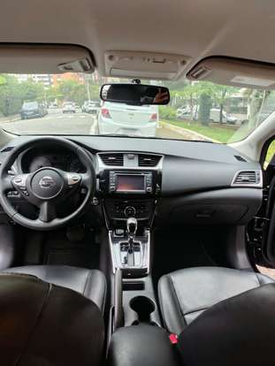 NISSAN-SENTRA-2017