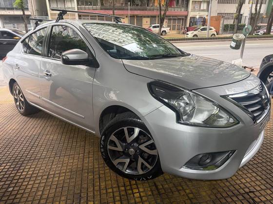 NISSAN VERSA 1.6 16V FLEXSTART UNIQUE 4P XTRONIC
