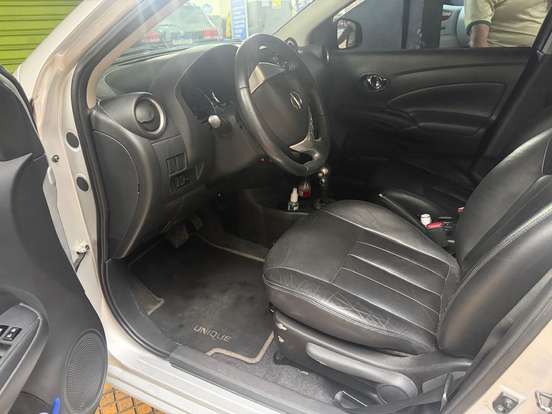 NISSAN-VERSA-2016