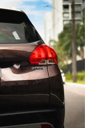 PEUGEOT-2008-2017