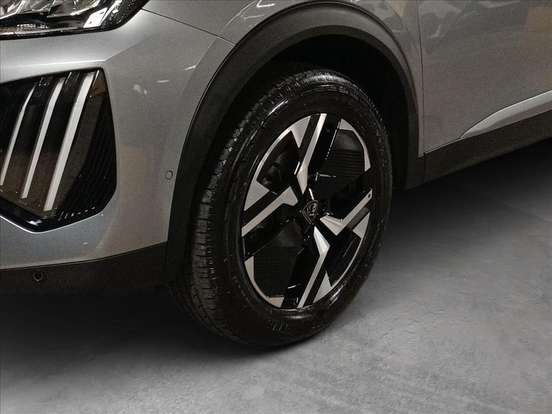 PEUGEOT-2008-2024